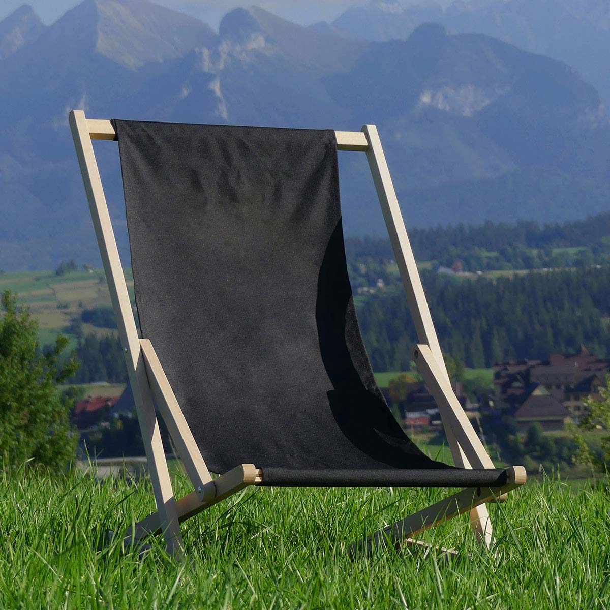 leżak ogrodowy komfort w plenerze, w tle Tatry, Leżaki ogrodowe komfort 100 sztuk